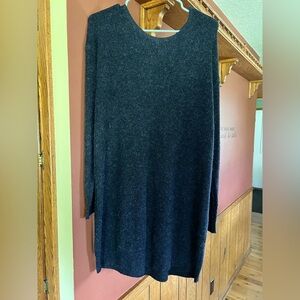 Elegant Navy Sweater Dress
